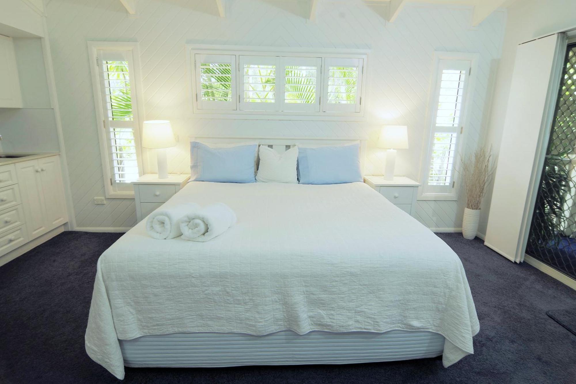 Debbie's Place Hotel 4*