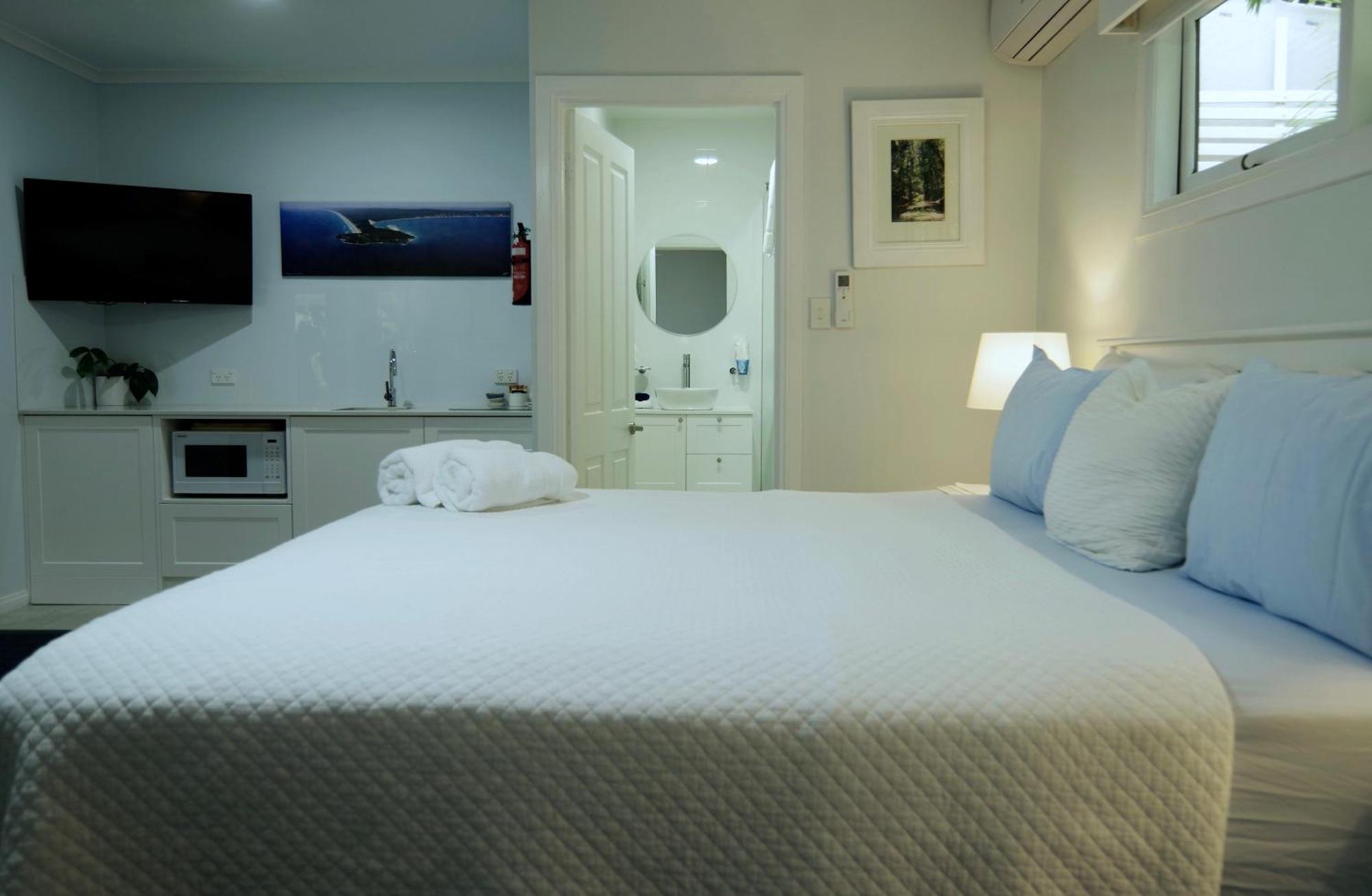 Hotel Debbie's Place 4*